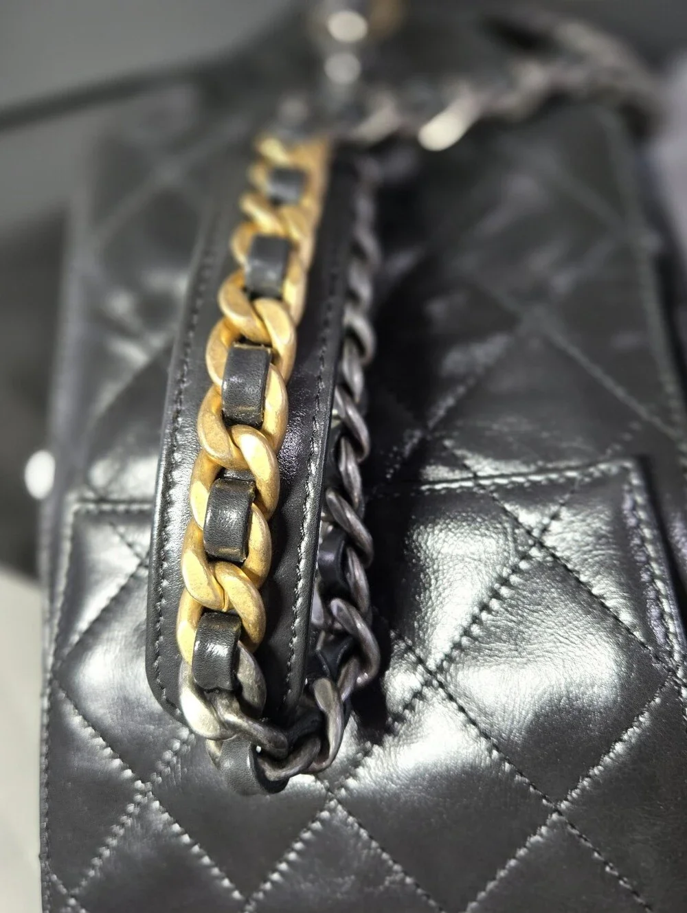 CHANEL rare 25